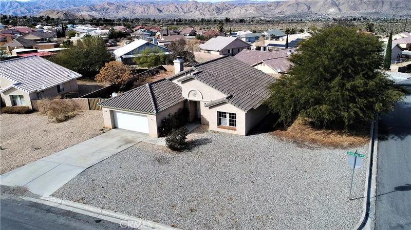 8522 Golden Meadow, Yucca Valley, CA 92284