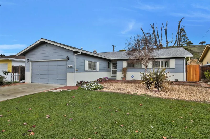 6244 Lillian, San Jose, CA 95120