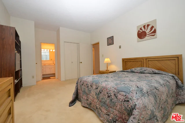 6150 Buckingham #202, Culver City, CA 90230