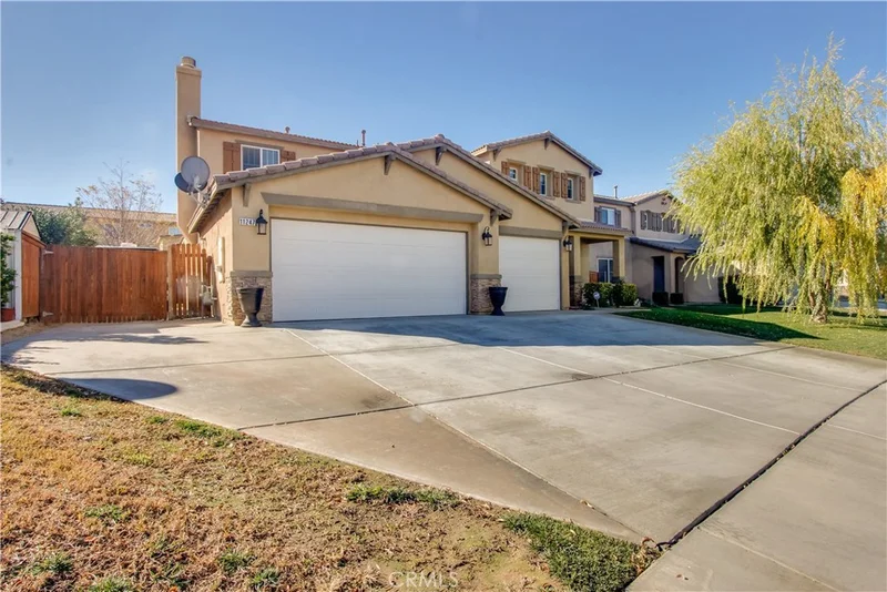 11247 Biltmore, Adelanto, CA 92301