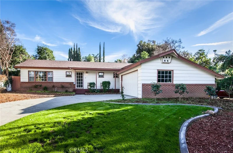 909 Crescent, Redlands, CA 92373