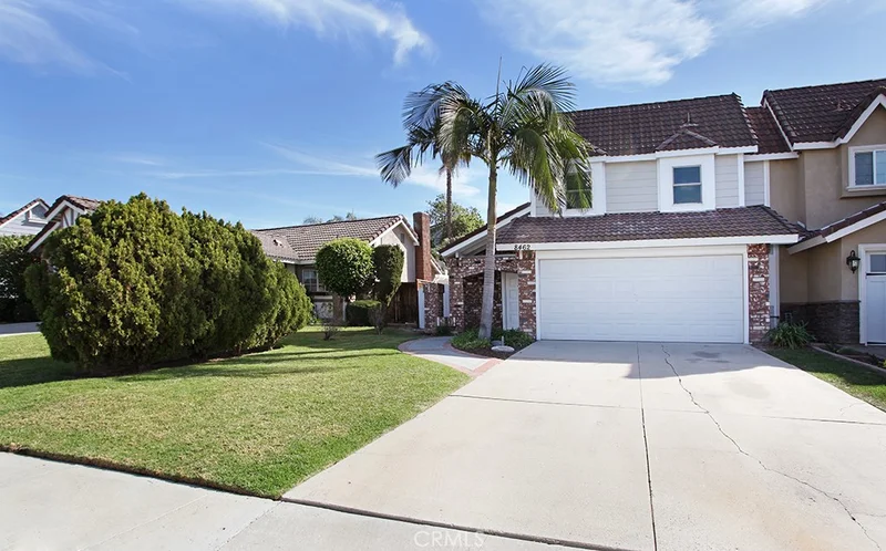 8462 E Saratoga Street, Anaheim Hills, CA 92808