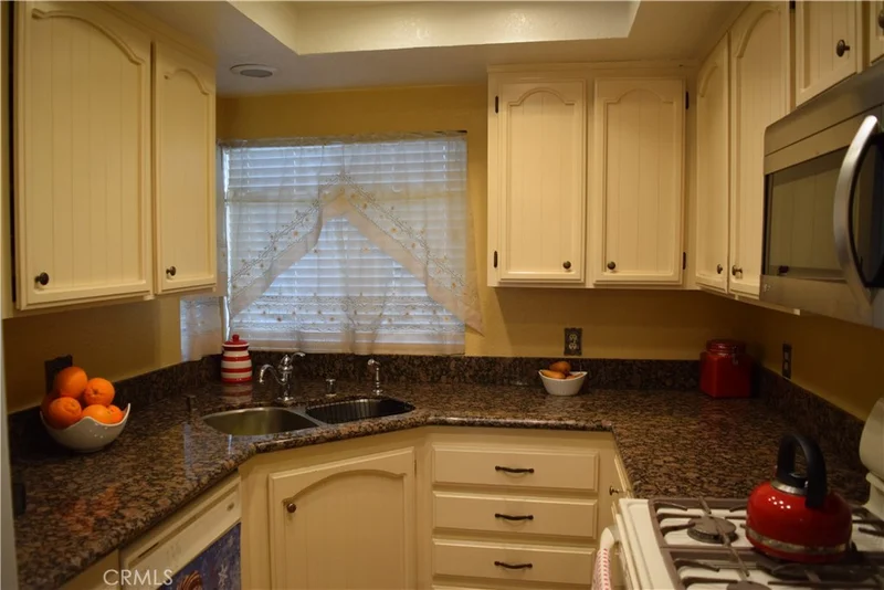 125 South #209, Anaheim, CA 92805
