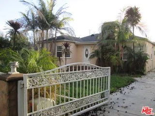 2687 Greenfield, Los Angeles, CA 90064