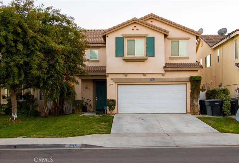 255 Camino De La Luna, Perris, CA 92571