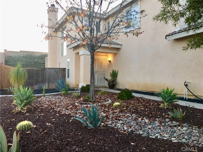 26877 Redwood, Murrieta, CA 92563
