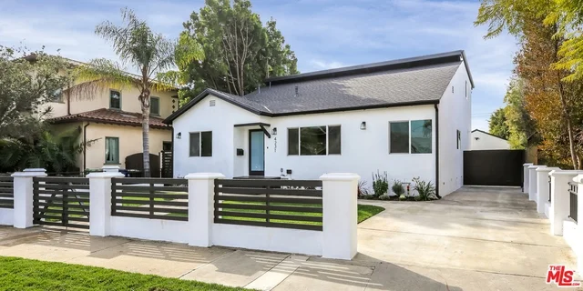 4231 Sunnyside Avenue, Los Angeles, CA 90066
