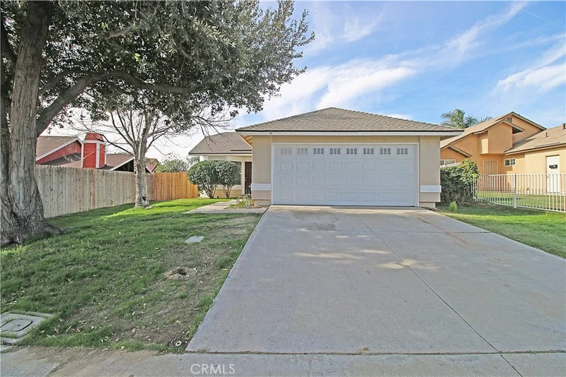 11802 Oakwood, Fontana, CA 92337