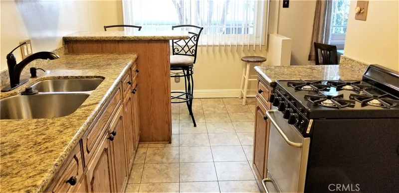 100 Esperanza #5, Long Beach, CA 90802