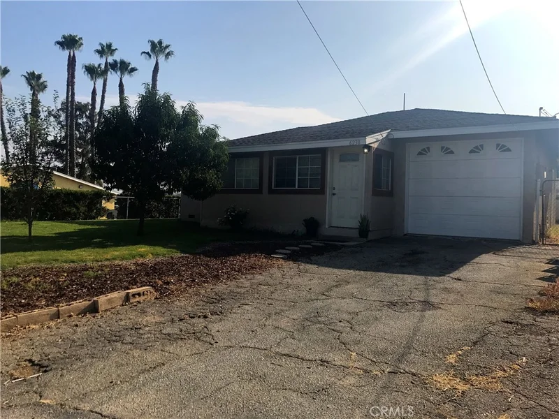 6238 Corey, Jurupa Valley, CA 92509