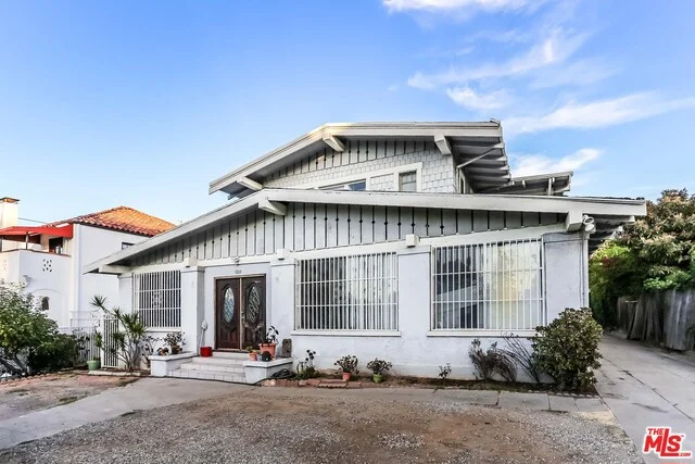 1240 Manhattan, Los Angeles, CA 90019