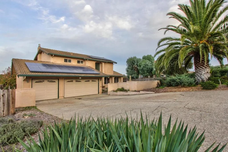 18825 Tiburcio, Salinas, CA 93908