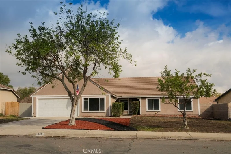 845 Martin, Rialto, CA 92376