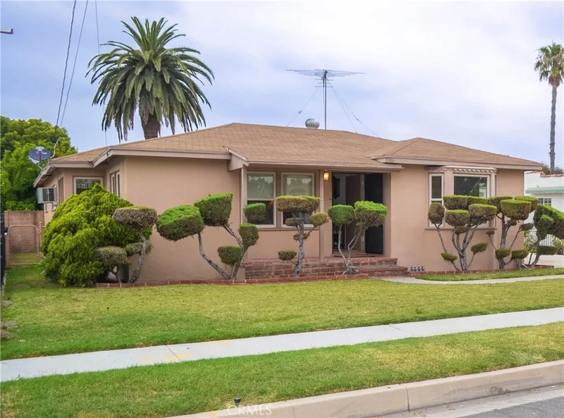 9137 Laurel, Bellflower, CA 90706