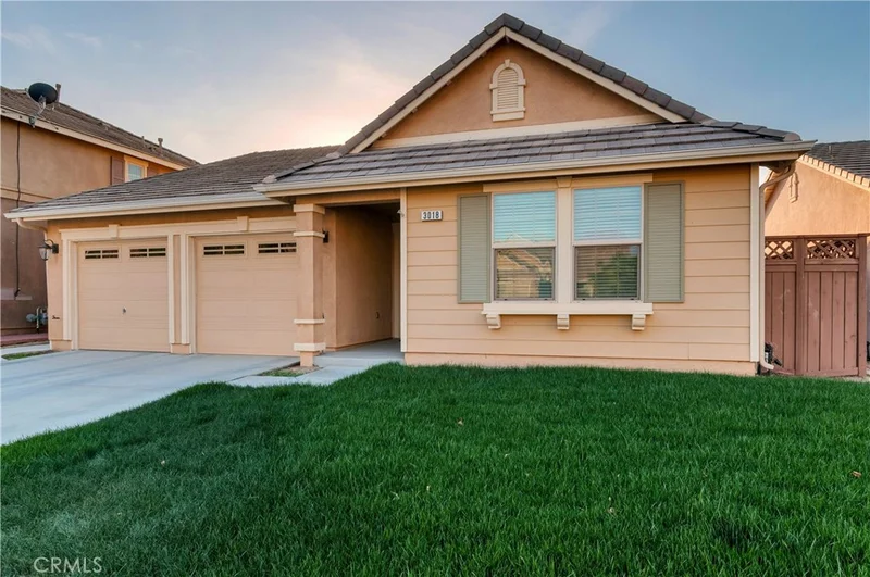 3018 Hawthorne, Perris, CA 92571