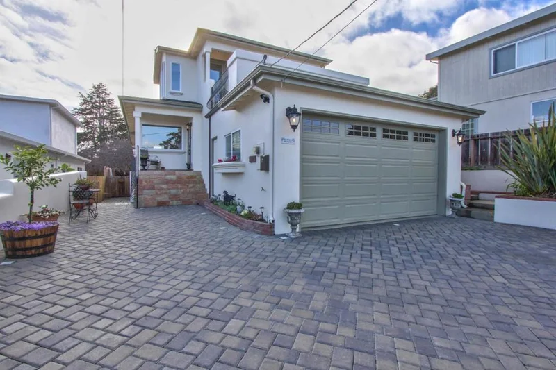 1007 Hellam, Monterey, CA 93940