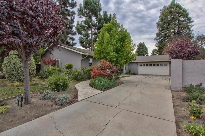 1001 Iverson, Salinas, CA 93901