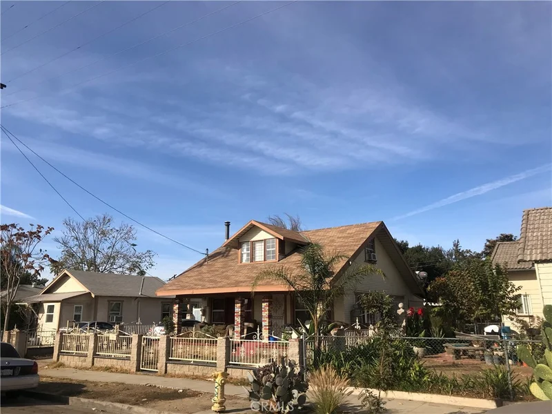 855 7th, Pomona, CA 91766