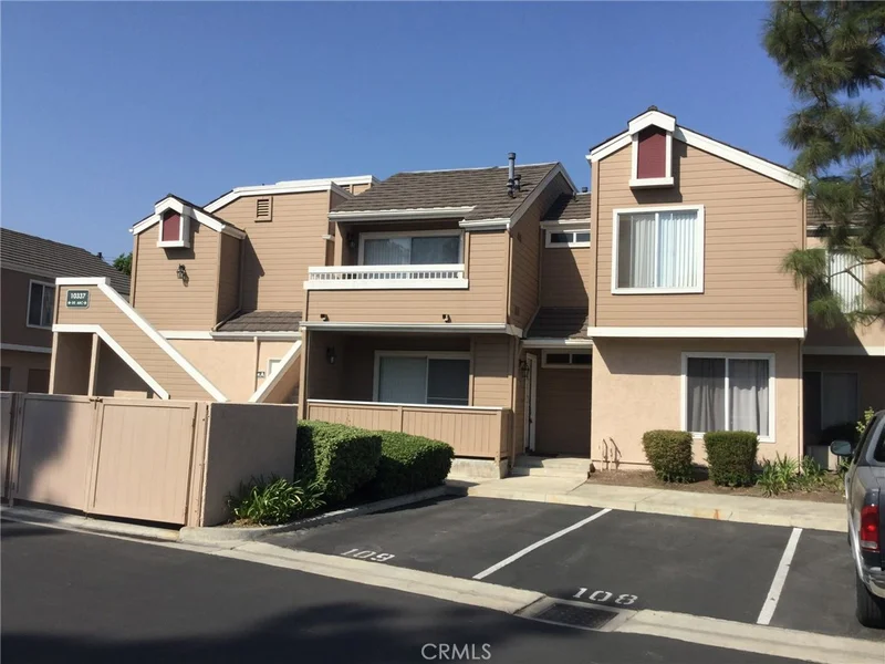 10337 Briar Oaks #B, Stanton, CA 90680