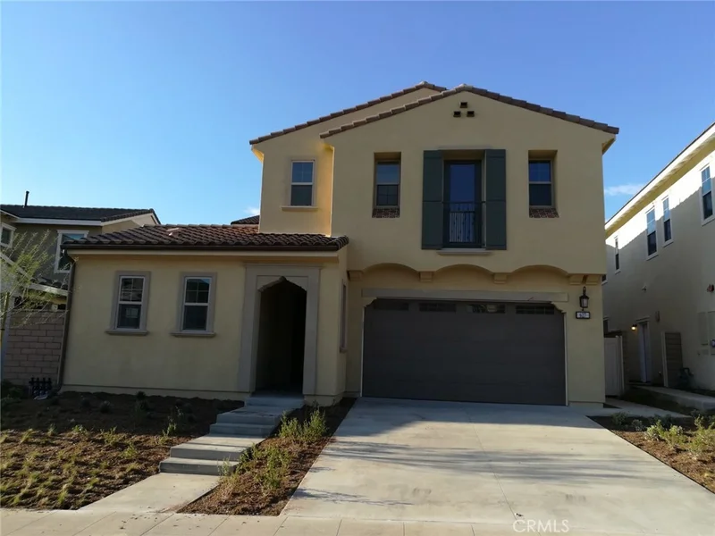 627 E. Orange Blossom, Azusa, CA 91702