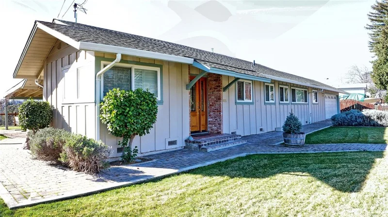 855 Boggs, Lakeport, CA 95453