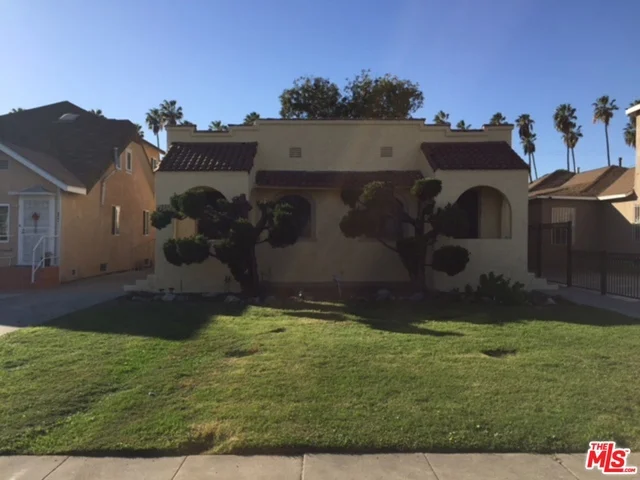 4505 10th, Los Angeles, CA 90043