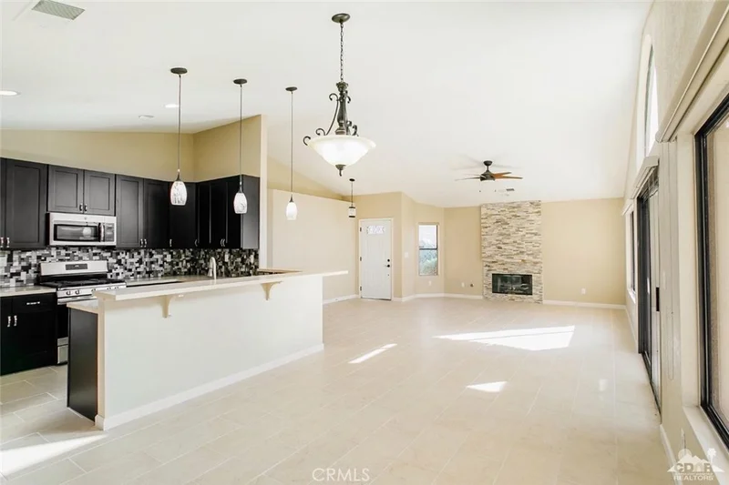 42301 Liolios, Palm Desert, CA 92211