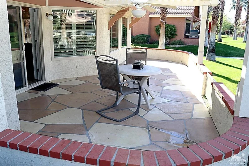 42241 Sultan, Palm Desert, CA 92211