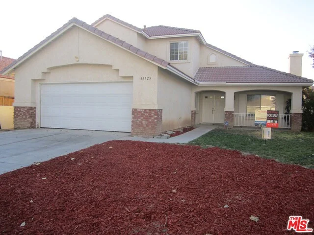 45725 Victoria, Lancaster, CA 93534