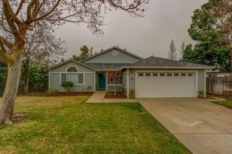 1230 Yosemite, Chico, CA 95928