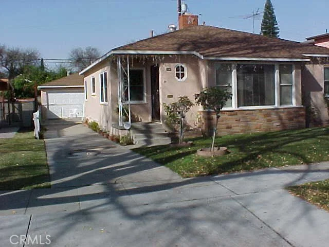 11229 Linden, Lynwood, CA 90262