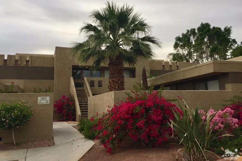 419 Bradshaw #60, Palm Springs, CA 92262