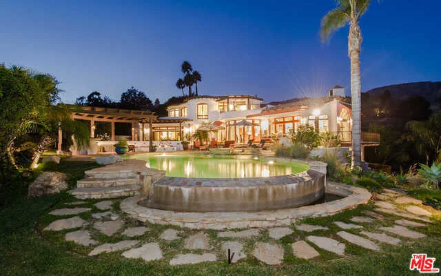 22576 Carbon Mesa Road, Malibu, CA 90265
