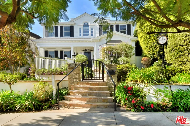 1015 Chautauqua, Pacific Palisades, CA 90272