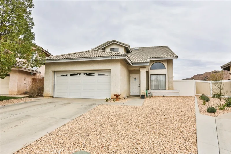 10297 Crossing Green, Moreno Valley, CA 92557