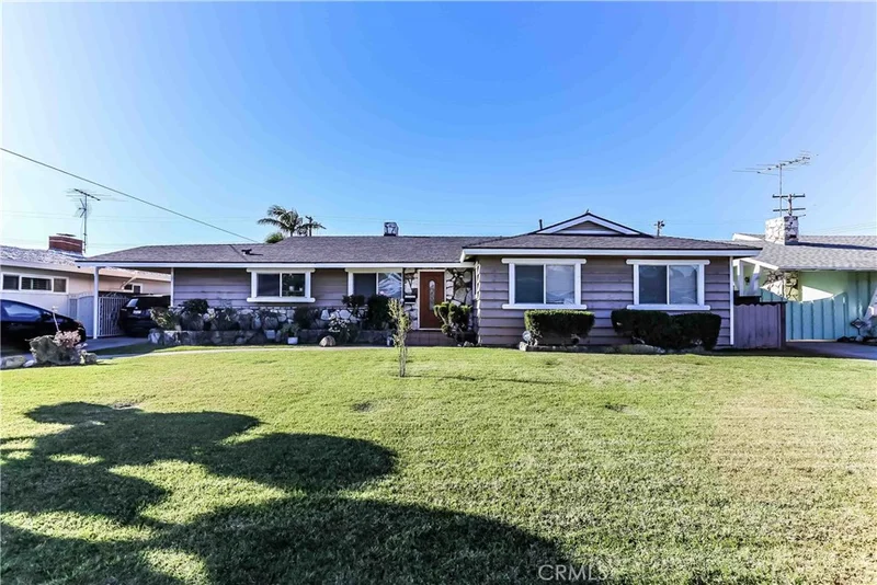 8512 Dacosta, Downey, CA 90240