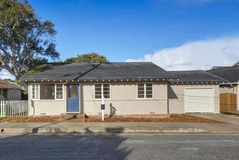 520 16th, Pacific Grove, CA 93950