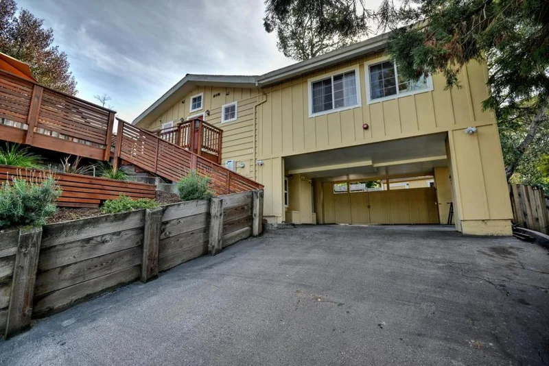 124 Goss, Santa Cruz, CA 95065