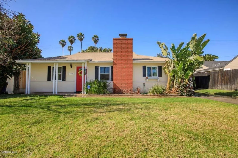 231 Frances, Ventura, CA 93003