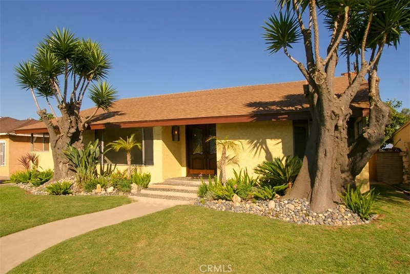 11388 Ernestine, Lynwood, CA 90262