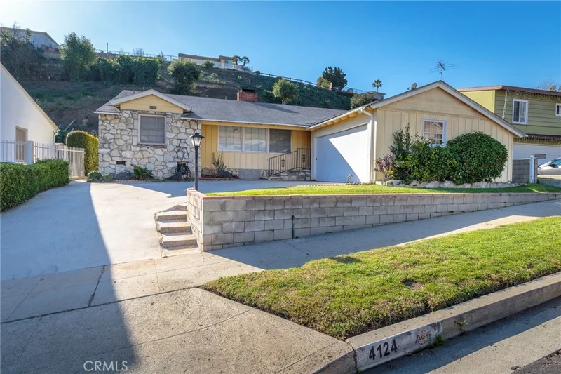 4124 Don Felipe, Los Angeles, CA 90008