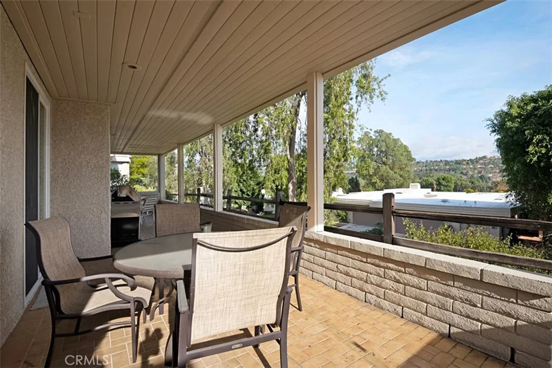 5578 Luz Del Sol #B, Laguna Woods, CA 92637