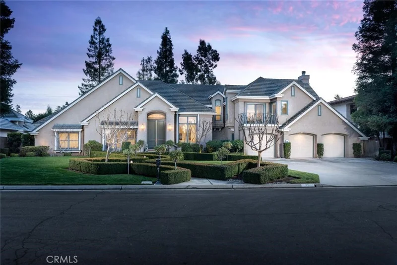 1151 La Quinta, Fresno, CA 93720