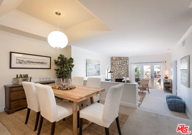 1133 9th #201, Santa Monica, CA 90403