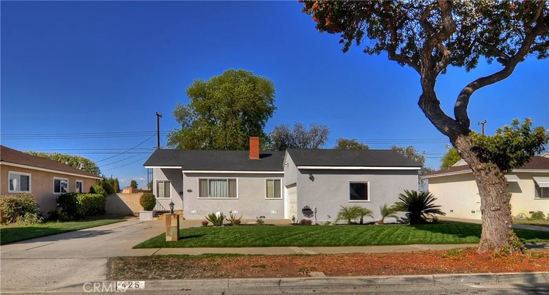 425 Knepp, Fullerton, CA 92832