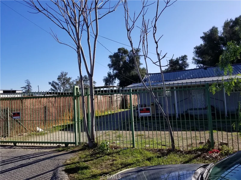 10233 Alder, Bloomington, CA 92316