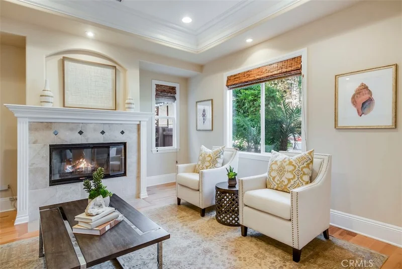 1126 11th, Manhattan Beach, CA 90266