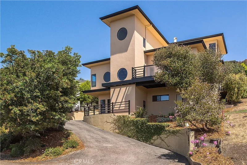 1872 Saint Thomas, Cambria, CA 93428