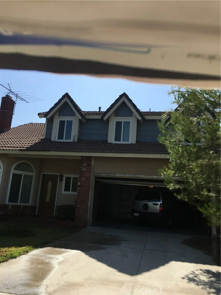 11635 Vale Vista Dr, Fontana, CA 92337
