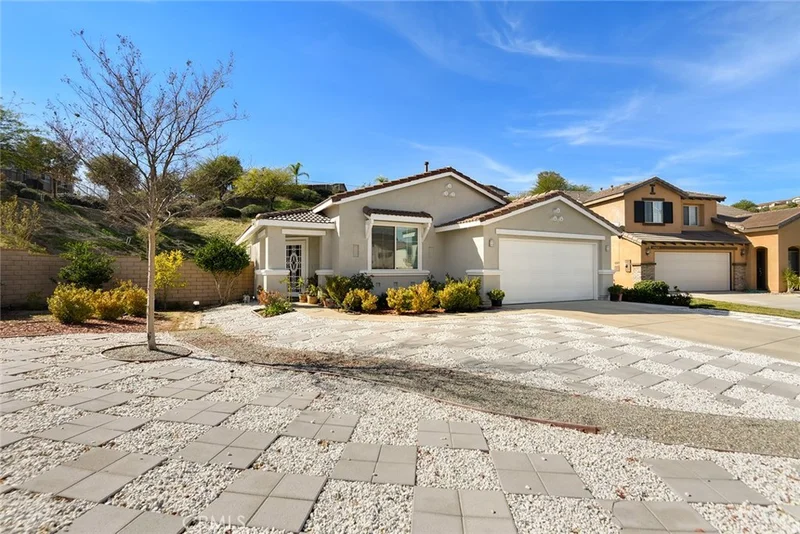 29463 Moon View, Lake Elsinore, CA 92530